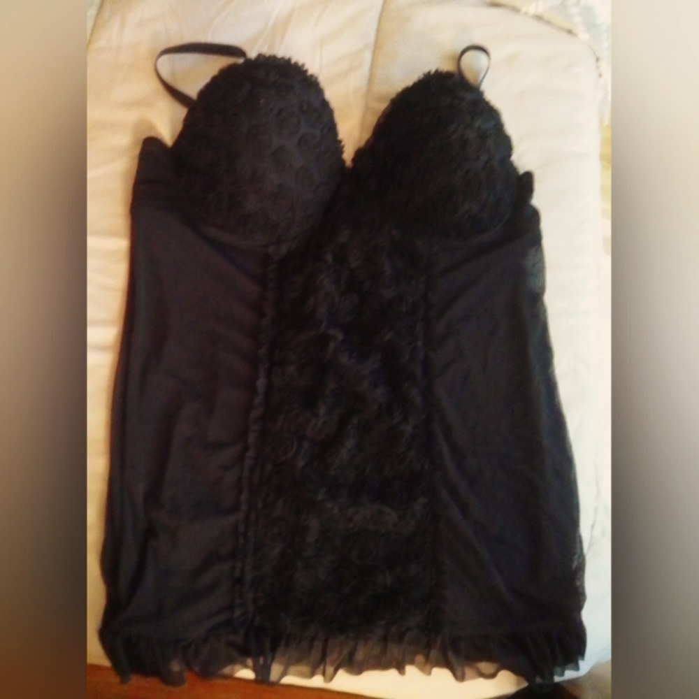 Black torrid babydoll sheer sides delicate Flowers where it counts